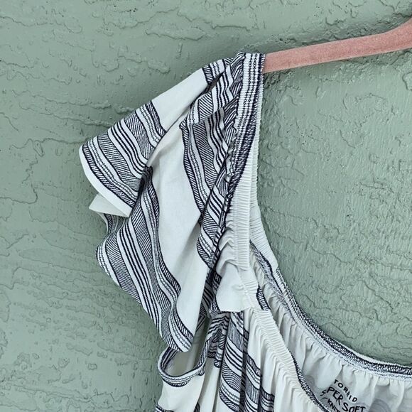 Torrid NWT Sz 4X Super Soft Off The Shoulder - Picture 5 of 10